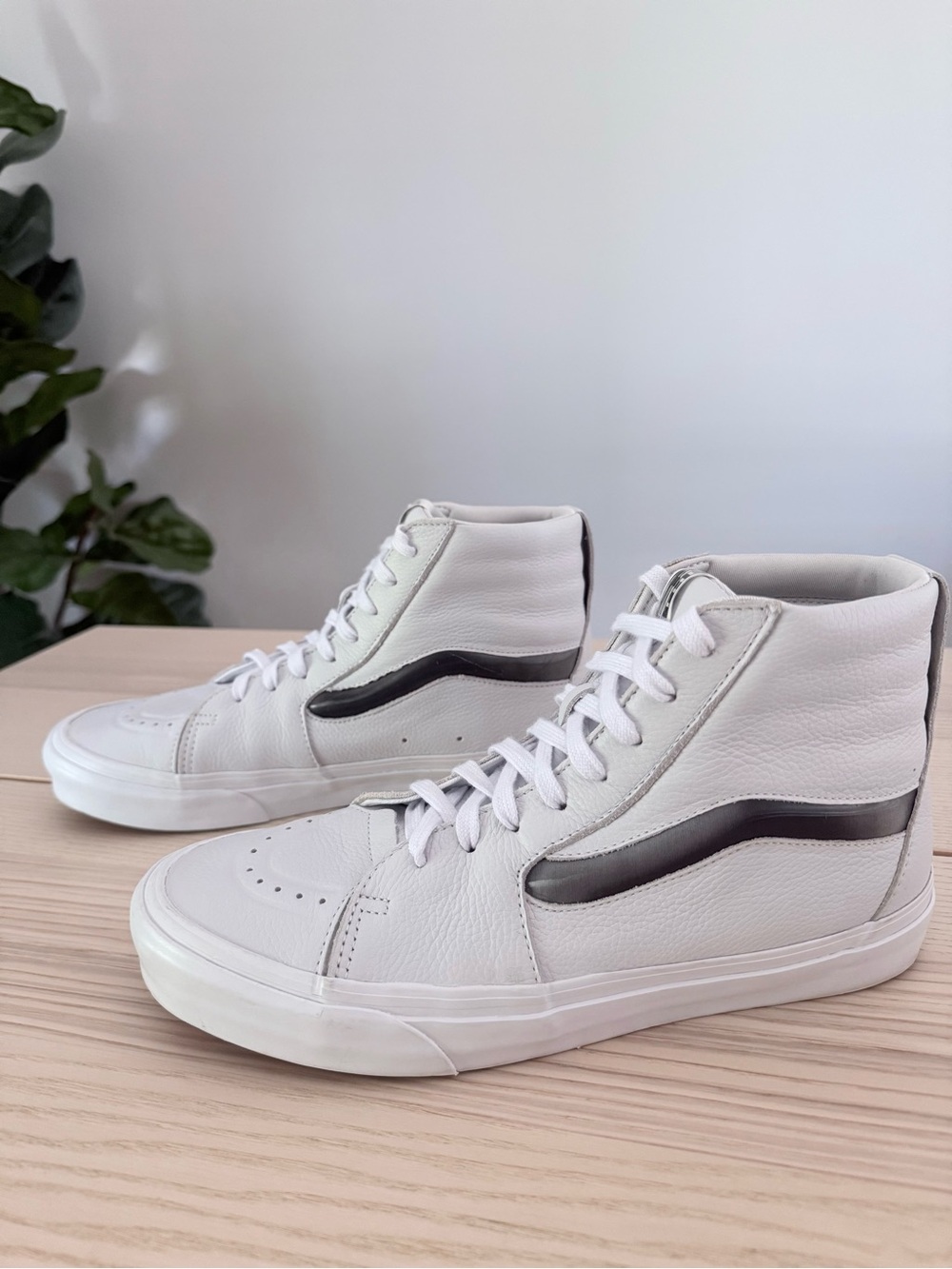 Vans Sk8-Hi XL Big Mood White Leather Holographic High Top Sneakers Mens 11